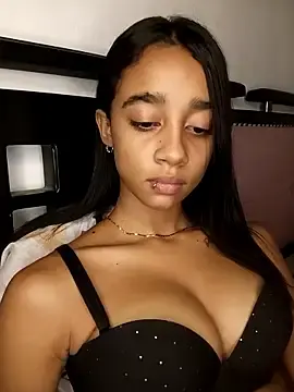 Stripchat Free Live Porn of Zoe_Sweett18