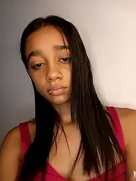 Stripchat Sex Cam of Zoe_Sweett18