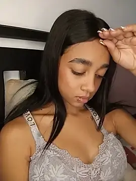 Stripchat Adult Webcams of Zoe_Sweett18