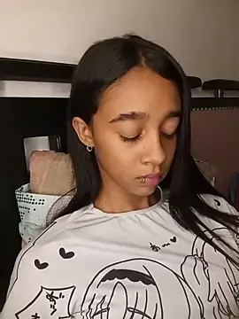 Stripchat Live Porn of Zoe_Sweett18