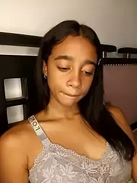 Stripchat Live Sex of Zoe_Sweett18