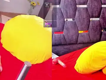 Stripchat Live Sex Cam of AlazSanna1