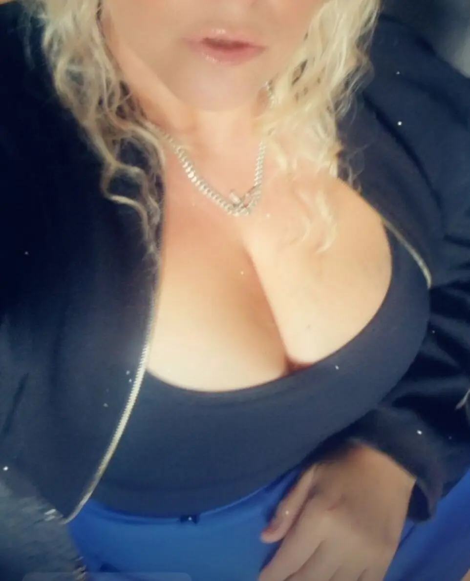 Bouncy-Bella28X