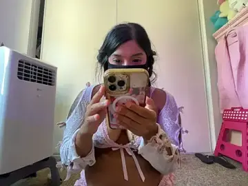 Stripchat Free Porn Cam of Onlypawzz