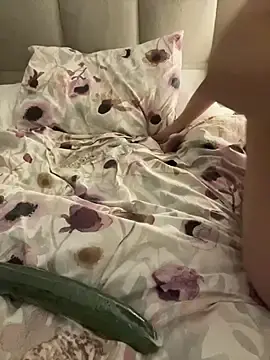 Stripchat Live Sex Cam of lonelyalexa