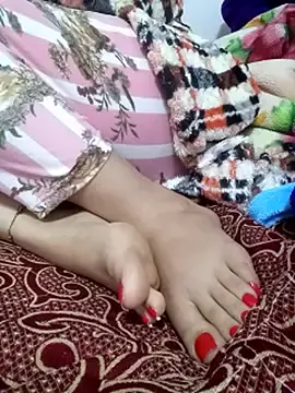 Stripchat Sex Cam of Bombamom