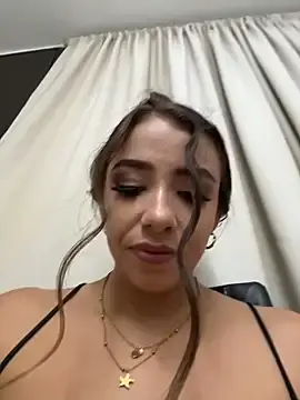 Stripchat Free Porn Cam of Hall_16