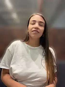 Stripchat Sex Cam of Hall_16