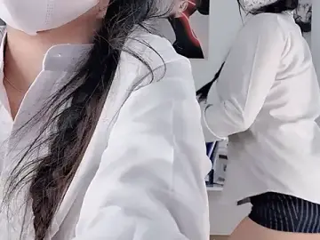 Stripchat Adult Webcam of Mono-Stewardesss