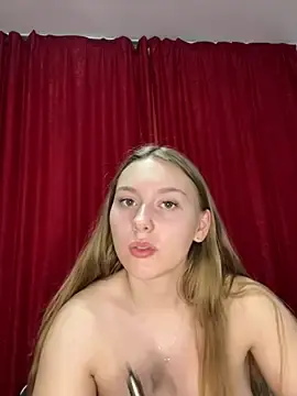 Stripchat Live Sex Cam of SweetSophia20