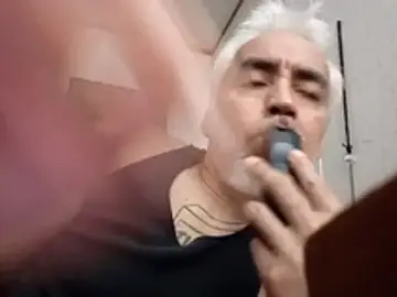 Stripchat Free Porn Cam of Xoc8_