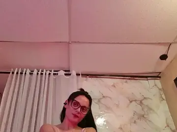 Stripchat Live Sex of QueenSallyDesire