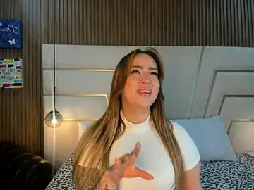 Stripchat Watch Live Sex Cams of Xara_Shadow