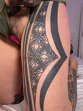 Stripchat Free Live Porn of lizzardqueeen