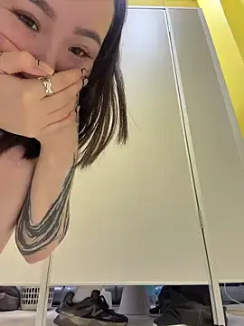 Stripchat Sex Cam of Asian_Asami