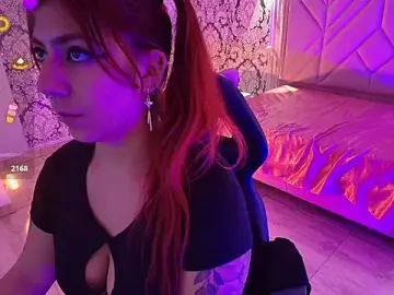 Stripchat Free Live Porn of Sashaa_tay