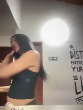 Stripchat Adult Webcams of Ashly_Miller