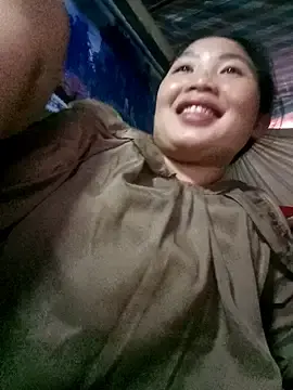 Stripchat Sex Cam of PhamPhung