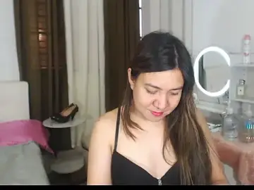 Stripchat Free Live Porn of stellahugeX