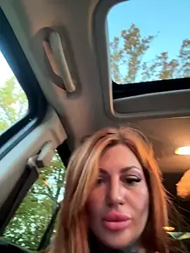 Stripchat Live Porn of krysstal003