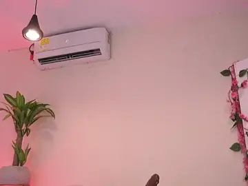 Stripchat Best live sex cam show of mili_moon_