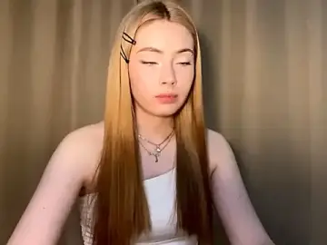 Stripchat Sex Cam of AikoRush