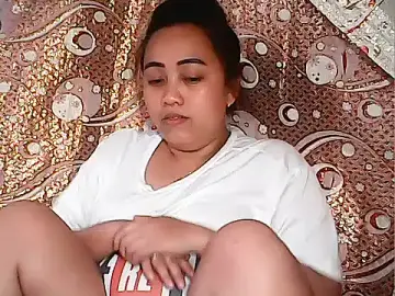 Stripchat Nude Webcam of Pinay_Chubby20