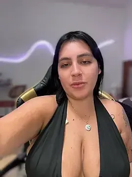 Stripchat Live Sex Cam of Vicky_Sixx