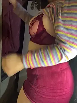 Stripchat Nude Webcam of SecsiMoon