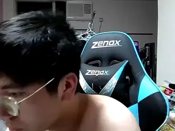 Stripchat Adult Webcams of charlie_xdd