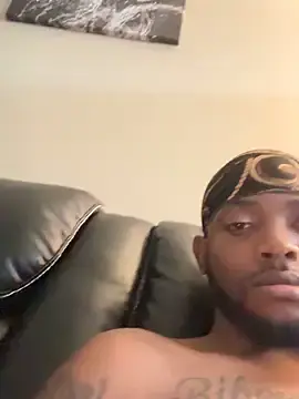 Stripchat Free Porn Cam of SlimDiesel0