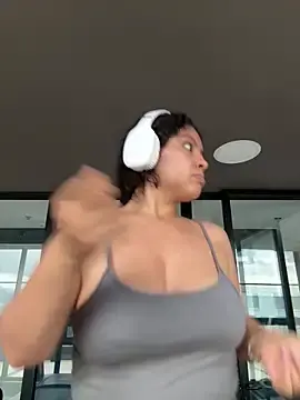 Stripchat Sex Chat of Nathcurly_