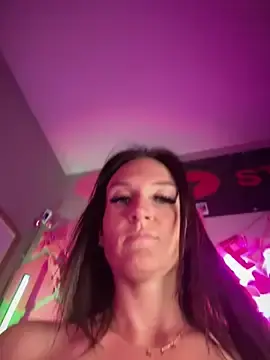 Stripchat Free Porn Cam of Kate-Paul