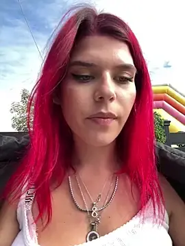Stripchat Free Live Porn of RiriRoseey