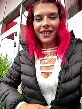 Stripchat Adult Video Chat of RiriRoseey