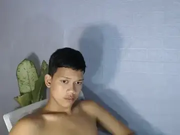 Stripchat Adult Webcam of UrAsian_Turjak