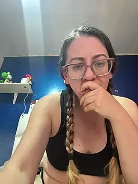 Stripchat Free Porn Cam of miss_hanna07