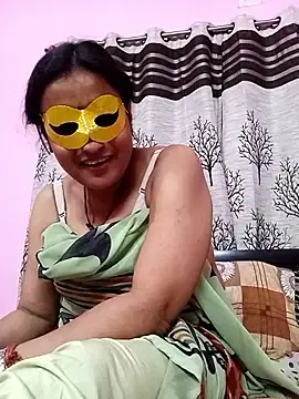 Stripchat Watch Live Sex Cams of Gullapi