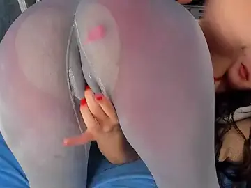 Stripchat Live Sex Cam of RedAssHottie