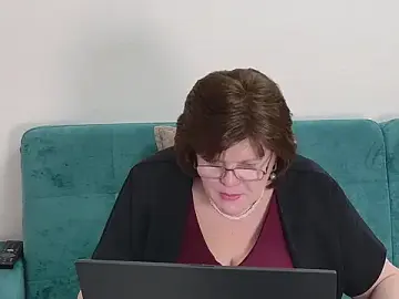 Stripchat Live Sex Cam of Sandra_Sunrise