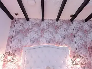 Stripchat Free Live Porn of ScarletMore