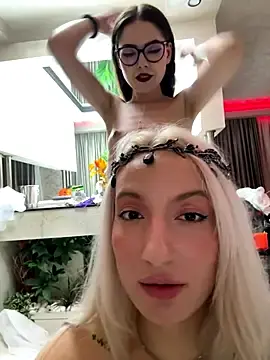 Stripchat Live Sex Cam of The_Spice_Girls