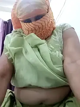 Stripchat Live Porn of Urvashi_Love