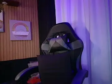 Stripchat Live Sex Cam of Camila_Chainn