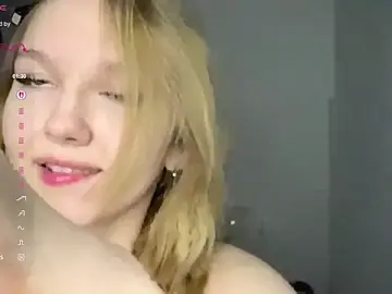 Stripchat Adult Webcams of CarolDaniels