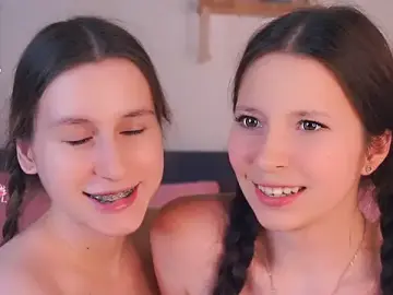 Stripchat Live Sex Cam of GabrielleLynchard