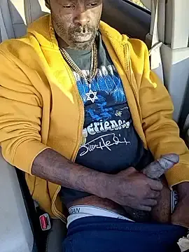 Stripchat Sex Cam of birdg