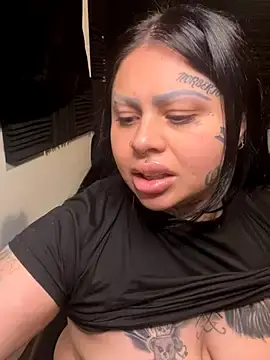 Stripchat Live Sex of chicanachic13