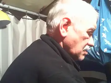 Stripchat Adult Webcams of nonnomaturobisex