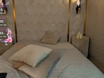 Stripchat Nude Webcam of Derek_Banville